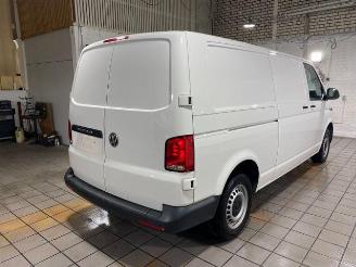krockskadad bil auto Volkswagen Transporter  2024/12