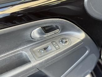 Volkswagen Up! High UP! Pano Navi Nap Cruise Lage km picture 19