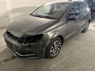 skadebil auto Volkswagen Polo Sound 1.2 TSI Acc Camera Pdc 2017/5