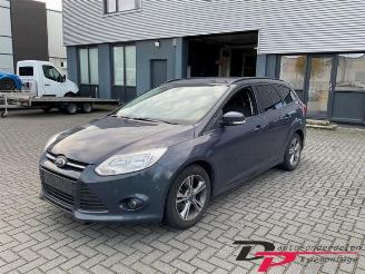 Vrakbiler auto Ford Focus Focus 3 Wagon, Combi, 2010 / 2020 1.0 Ti-VCT EcoBoost 12V 125 2013/6