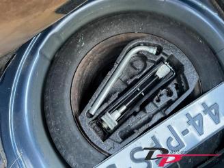 Volkswagen Polo Polo V (6R), Hatchback, 2009 / 2017 1.6 TDI 16V 90 picture 10