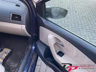 Volkswagen Polo Polo V (6R), Hatchback, 2009 / 2017 1.6 TDI 16V 90 picture 13