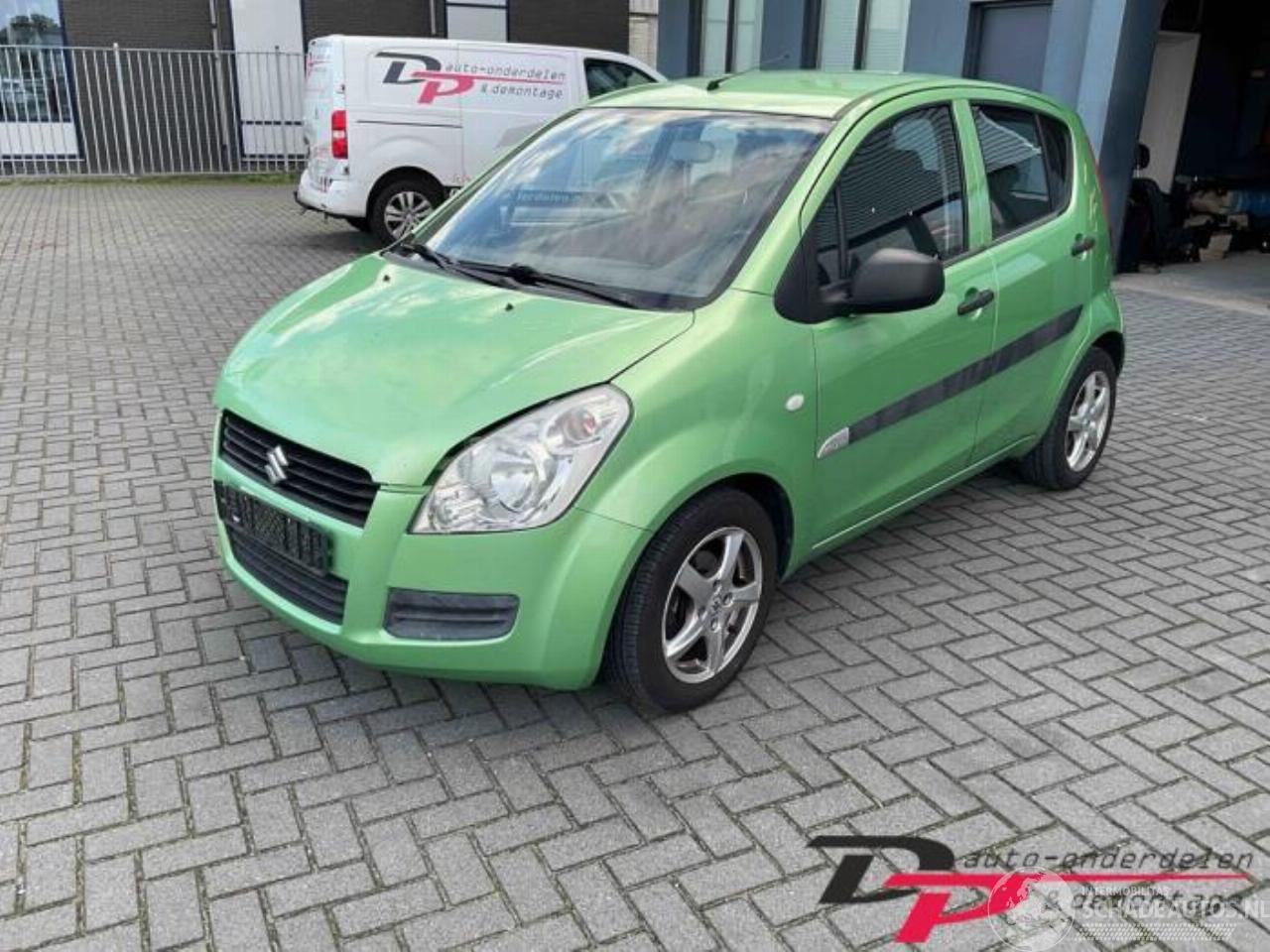 Suzuki Splash Splash, MPV, 2008 / 2015 1.0 12V