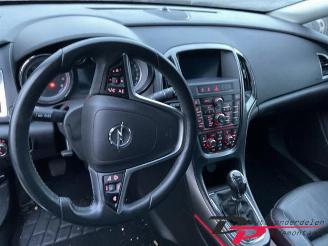 Opel Astra Astra J Sports Tourer (PD8/PE8/PF8), Combi, 2010 / 2015 1.4 Turbo 16V picture 18