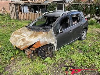 Vrakbiler auto Peugeot 2008 2008 (CU), MPV, 2013 / 2019 1.2 Vti 12V PureTech 82 2013/10