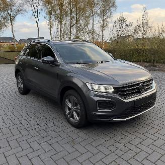 Auto incidentate Volkswagen T-Roc Volkswagen T-Roc R-Line Camera AHK ACC DCC Massage VOL 2024/2