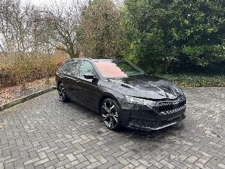 Skoda Octavia Octavia Combi 2.0 TDI 110 kW Sportline 360Camera HUD Trekhaak VOL picture 26