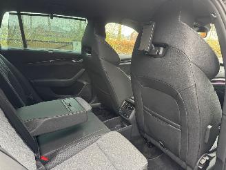 Skoda Octavia Octavia Combi 2.0 TDI 110 kW Sportline 360Camera HUD Trekhaak VOL picture 16