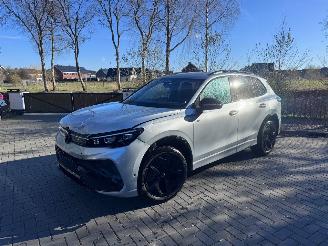 Damaged car Volkswagen Tiguan Volkswagen Tiguan 1.5 eTSI DSG R-Line Leder HUD Camera VOL 2024/6