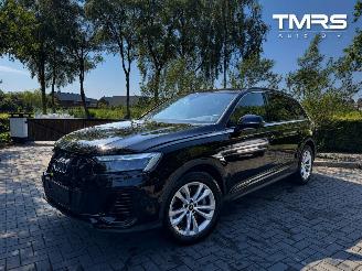 damaged passenger cars Audi Q7 Q7 TFSIe Quattro LUCHTVERING Trekhaak Leder Camera 2025/8