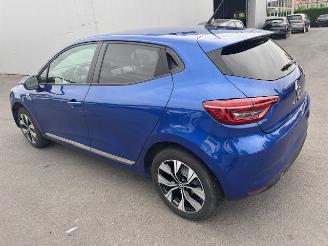 Renault Clio LIMITED picture 2