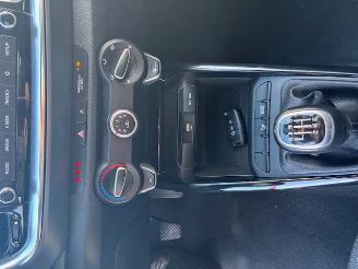 Kia Stonic  picture 11