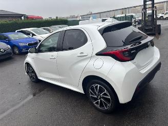 krockskadad bil auto Toyota Yaris  2021/6