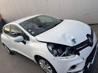 Renault Clio  picture 6