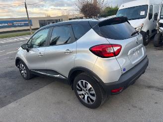 Unfallwagen Renault Captur  2017/7