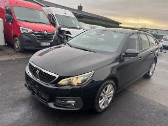Coche accidentado Peugeot 308 AUTOMAAT 2019/6