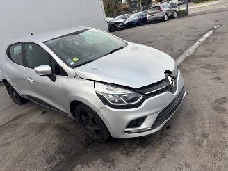 Unfallwagen Renault Clio  2017/12
