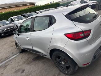 Renault Clio  picture 3