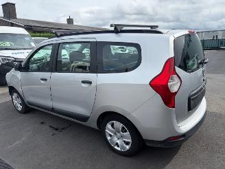Voiture accidenté Dacia Lodgy  2017/5