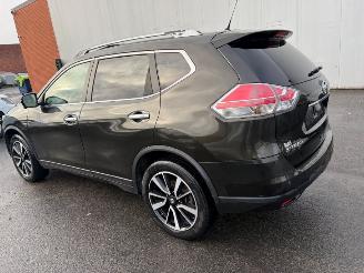 damaged passenger cars Nissan X-Trail 7 SEATS 2014/7