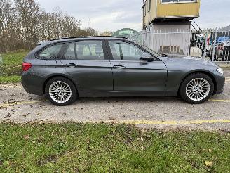 BMW 3-serie Touring 318i Executive picture 6