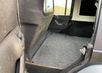 Jeep Wrangler UNLIMITED 2.8CRD L4 AWD LR E5 picture 14