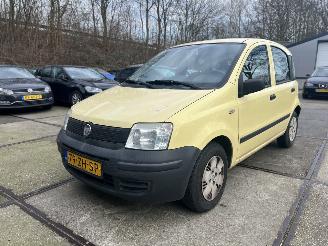 skadebil auto Fiat Panda 1.1 Active NAP Rijdbaar! 2008/1