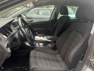 Volkswagen Golf 1.6 TDI Edition Bluetmotion! Rijdbaar NAP picture 14