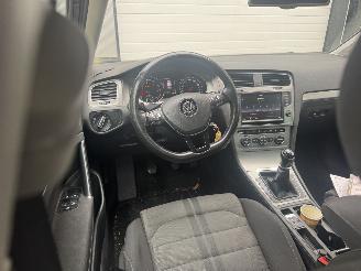 Volkswagen Golf 1.6 TDI Edition Bluetmotion! Rijdbaar NAP picture 16