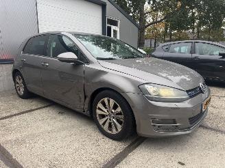 Volkswagen Golf 1.6 TDI Edition Bluetmotion! Rijdbaar NAP picture 5