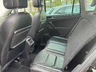 Volkswagen Tiguan 1.4 TSI ACT R-line Panoramadak Origineel NL! picture 19