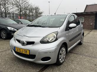 skadebil auto Toyota Aygo 1.0 Airco 5drs rijdbaar! 2009/1