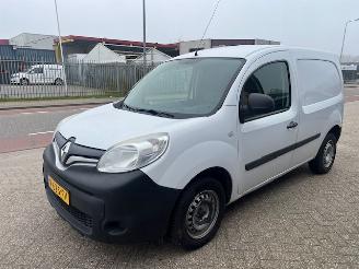 Unfall Kfz Van Renault Kangoo 1.5 dCi 75 Energy Comfort EURO6, NAVI, Airco 2017/4