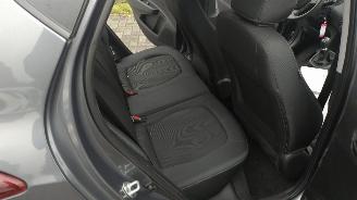 Hyundai I-10 1.0i Comfort deluxe 17000 km mooie auto! picture 18