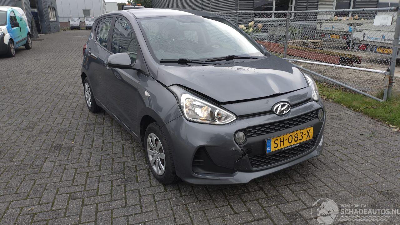 Hyundai I-10 1.0i Comfort deluxe 17000 km mooie auto!