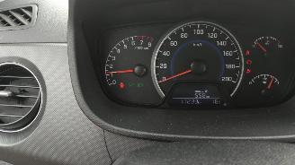 Hyundai I-10 1.0i Comfort deluxe 17000 km mooie auto! picture 14