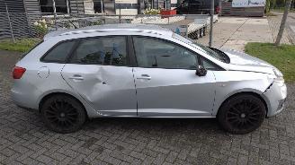 Seat Ibiza ST Style 158000 km luxe uitvoering!! picture 3