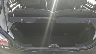 Toyota Aygo 1.0 5 deurs airco gebruikersschade picture 15