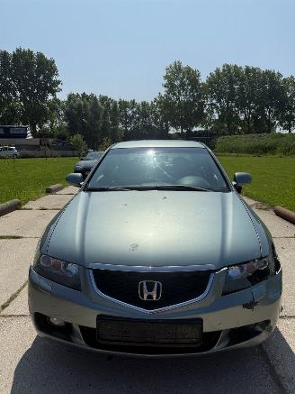 Coche accidentado Honda Accord 2.0 i-VTEC 2004/1