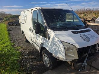 Ford Transit  picture 3