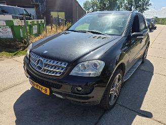 Mercedes M-klasse  picture 2