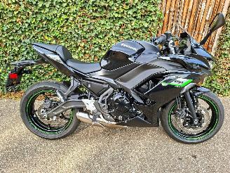 Schade motor Kawasaki  NINJA 650 rijbewijs A2 geschikt! 2025/6