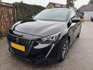 Schadeauto Peugeot 208 1.2 75 SPORT 2023 2023/6