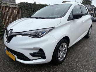 Damaged car Renault Zoé R110 Life Carshare 52 kWh AUTOMAAT 178 PK 2021/6