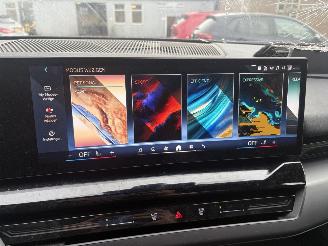 BMW 5-serie 520I EXE 205 PK  SEDAN picture 21