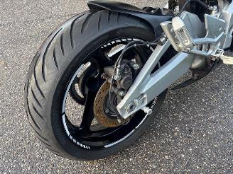 Suzuki  GSR 600 A picture 14