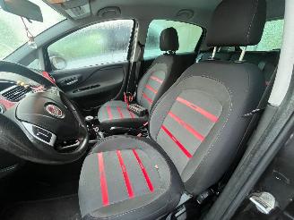 Fiat Punto Evo ZFA19900001616390 picture 14