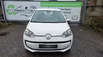 Vaurioauto  passenger cars Volkswagen Up! 1.0 12V 60 Hatchback  Benzine 999cc 44kW (60pk) FWD 2014/1