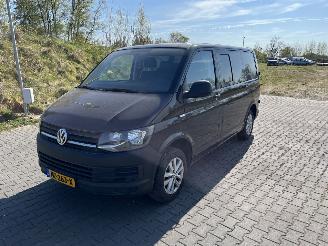 Damaged car Volkswagen Transporter 2.0 TDI Combi 2015/7