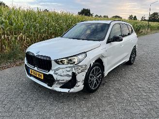 krockskadad bil auto BMW X1 XDRIVE25E M-SPORT 2024/1